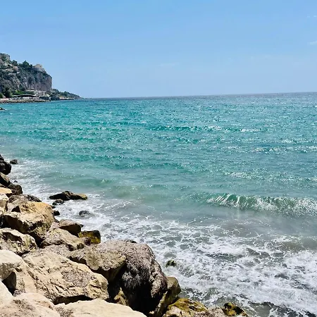 Superbe En Bord De Mer, Près Du Centre Et Des Plages * Mentone